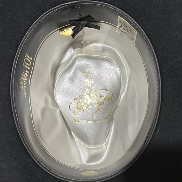 101 Ranch Hat 6 7/8. Pure wool. - Picture 4 of 9